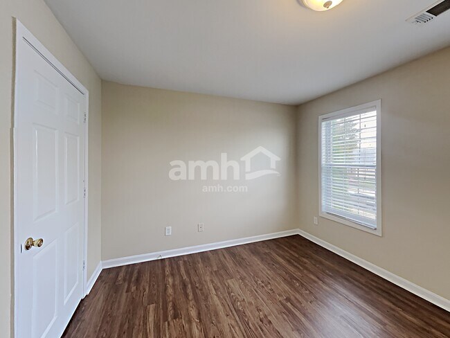 Building Photo - 3787 Idlewild Pl