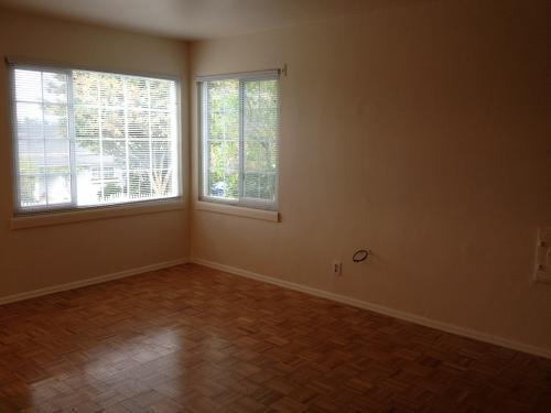 Building Photo - 0 bedroom in Seattle WA 98103