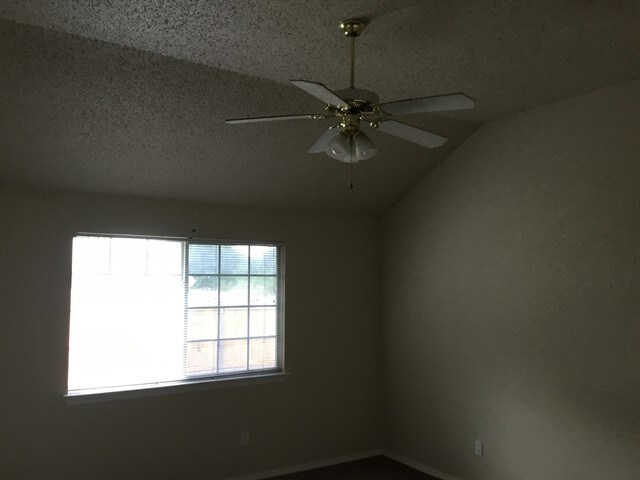 Building Photo - 7928 Cannonwood Dr