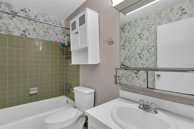 Building Photo - 3847 35th Way S