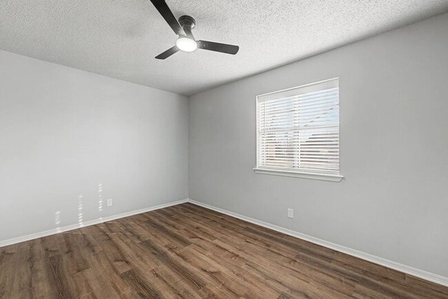 Building Photo - 205A Jefferson St