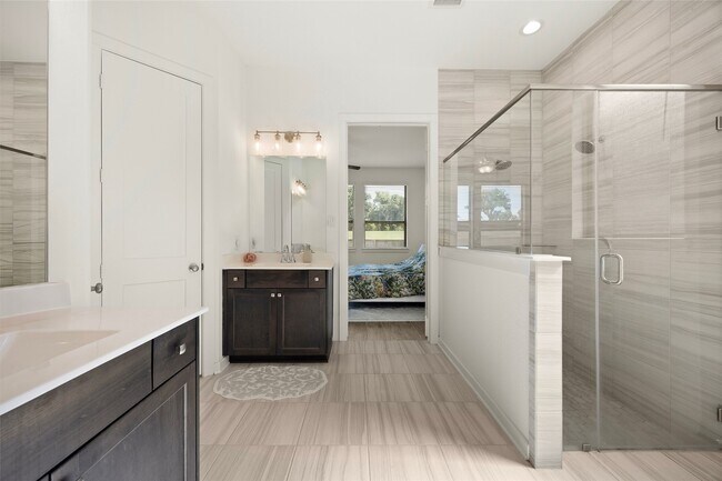 Building Photo - 10722 Hidden Rock Dr