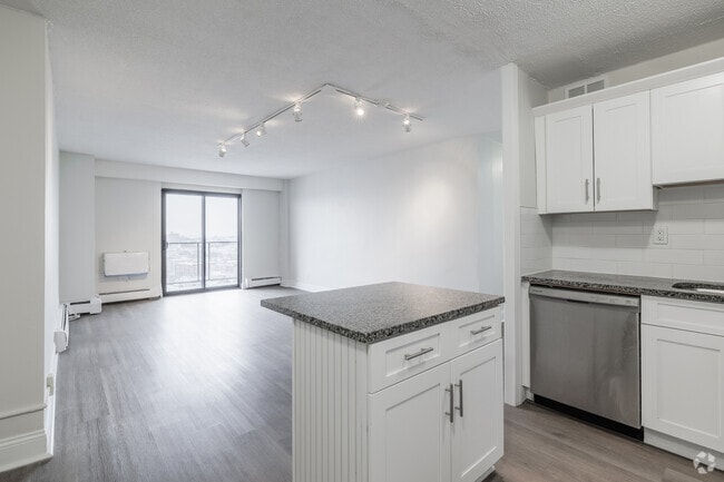 2BR, 1BA - 694SF - Kitchen - Excel on the Hudson