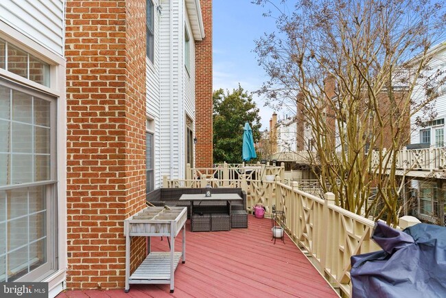 Building Photo - 4170 Governor Yeardley Ln