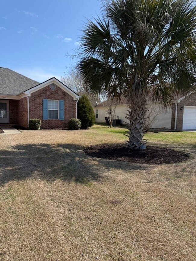 Building Photo - Pawleys Retreat