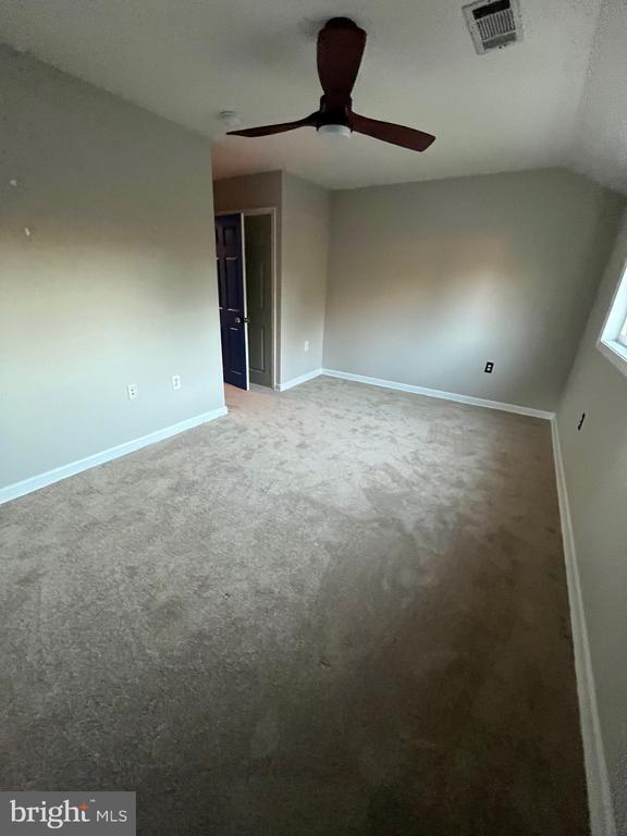 Building Photo - 2217 Gaylord Dr