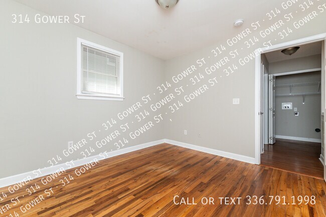 Building Photo - 314 Gower St