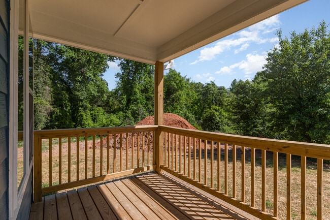 Building Photo - Room in House on S Alston Ave