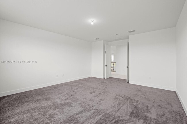 Building Photo - 12865 Wingspan Ct