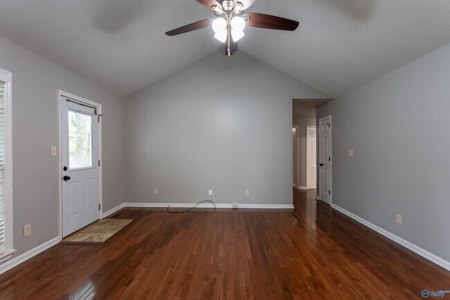 Building Photo - 104 Westminster Way