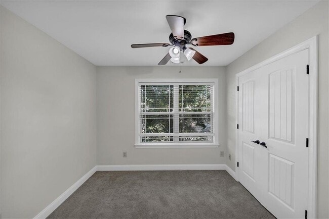 Building Photo - 88 Camden Village Dr