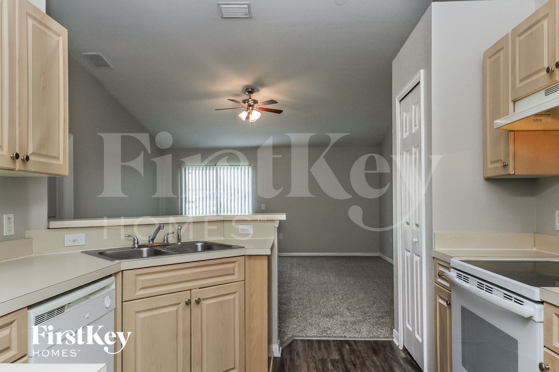 Building Photo - 209 Dogfish Ln