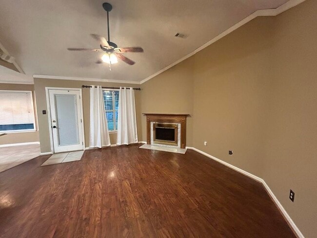 Building Photo - 3089 Woodland Crest Dr