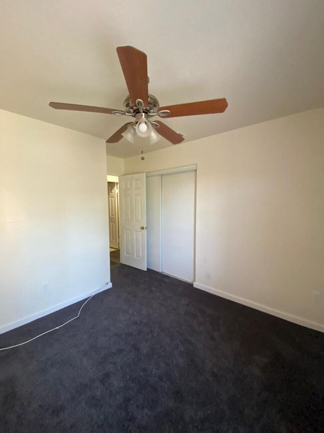 Building Photo - 4414 Royal Pine Cir