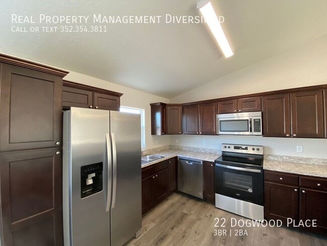 Building Photo - 22 Dogwood Pl