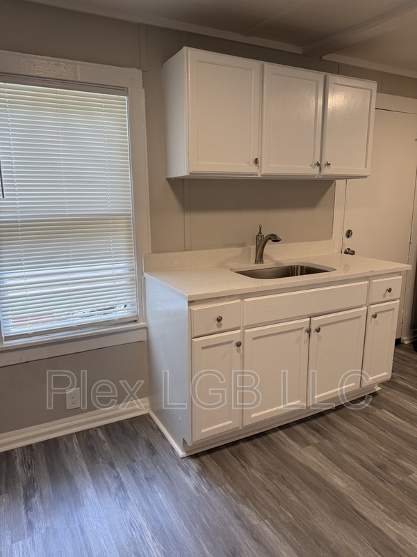 Building Photo - 109 Ware St