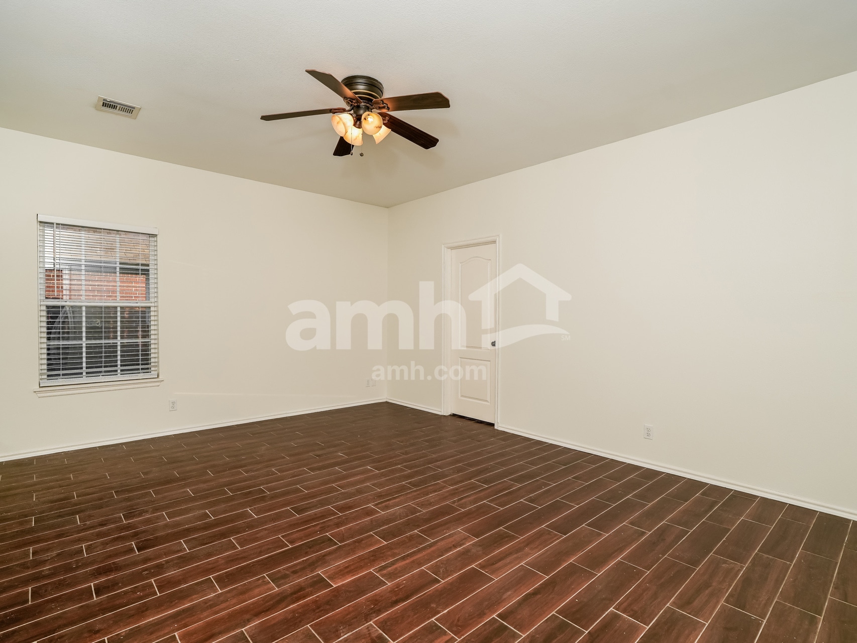 Building Photo - 7506 N 133rd E Ave