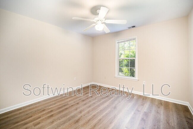 Building Photo - 1508 Highland Ave