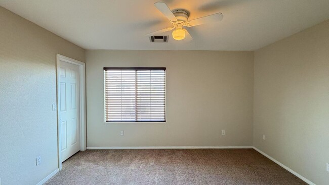 Building Photo - 6523 Mocha Brown Ct
