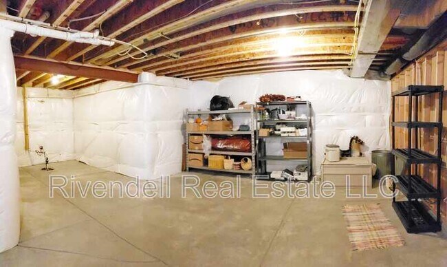 Building Photo - 6932 Groveton Ave