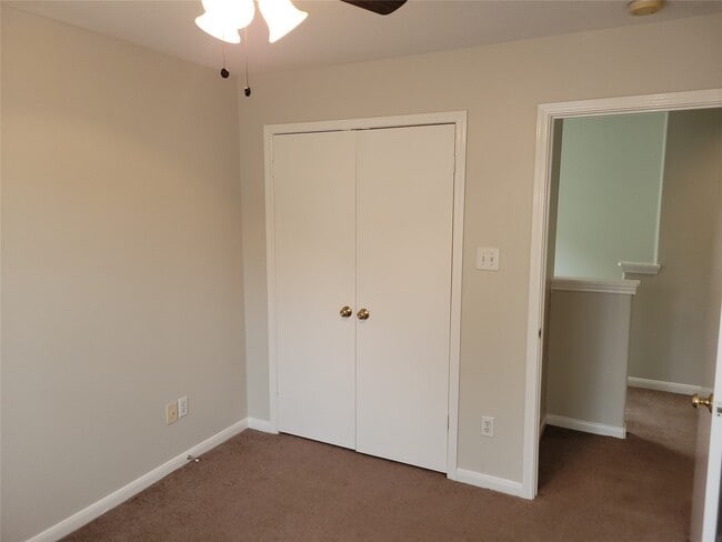 Building Photo - 11815 E Galwan Cir