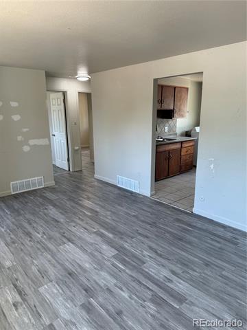 Building Photo - 715 Tennyson St