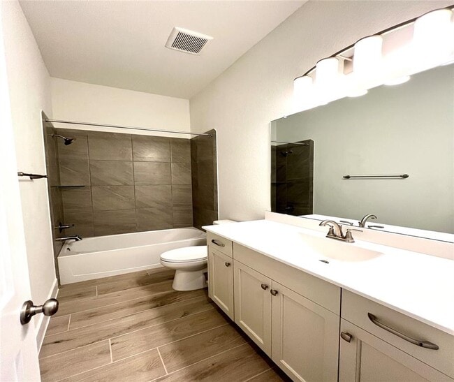 Building Photo - 27223 Lombard Wood Dr