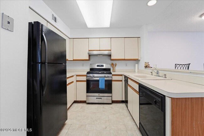 Building Photo - 3431 Bridge Ave