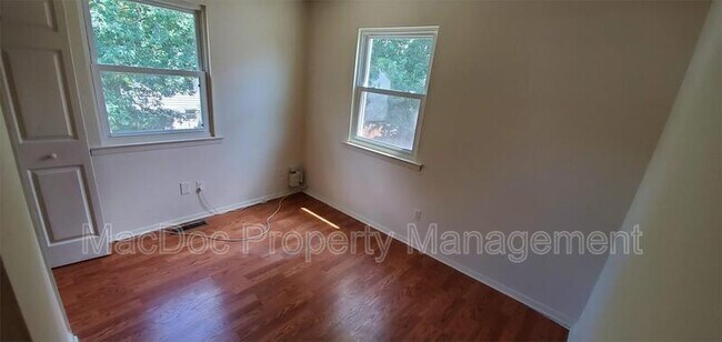 Building Photo - 619 Anvil Rd