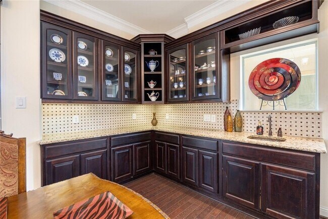 Building Photo - 25207 Springwood Lake Dr