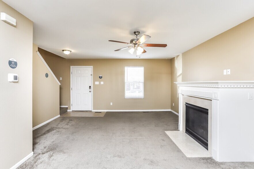 Building Photo - 755 Rockshire Dr