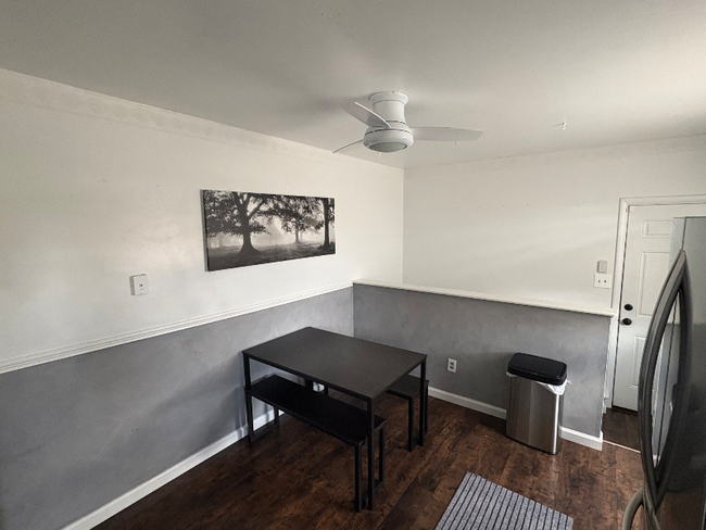 Building Photo - 15129 E Stanford Dr
