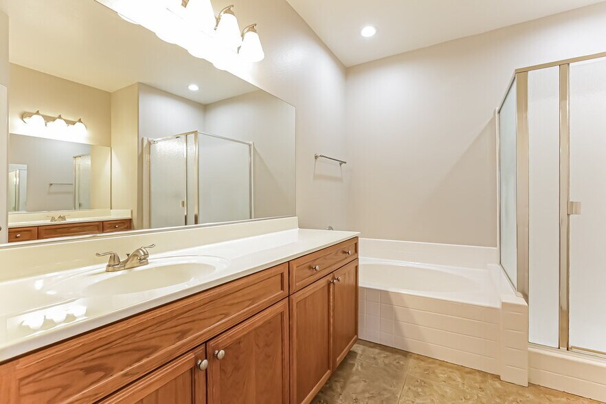 Building Photo - 8962 Harmony Hall Ave
