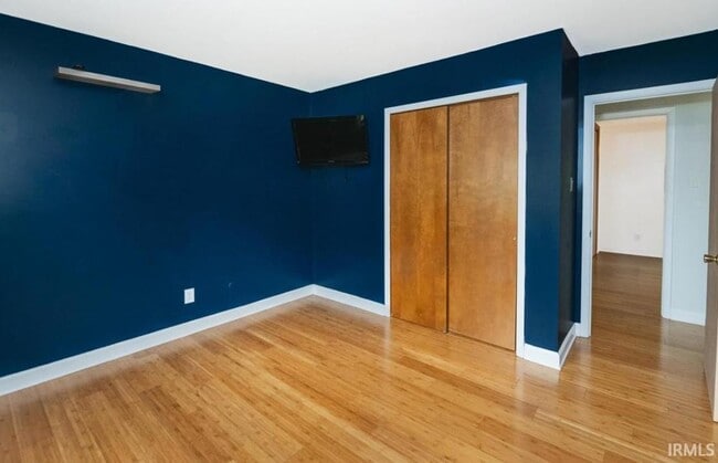 Building Photo - 1416 E Clairmont Pl