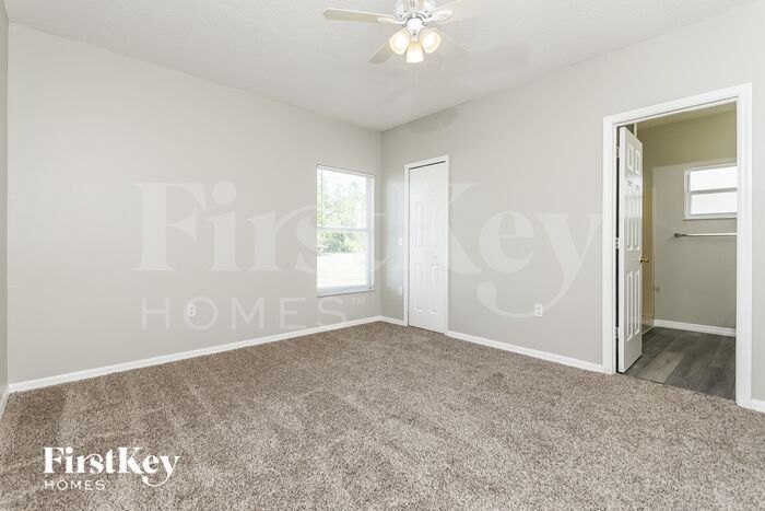 Building Photo - 651 Cotulla Dr
