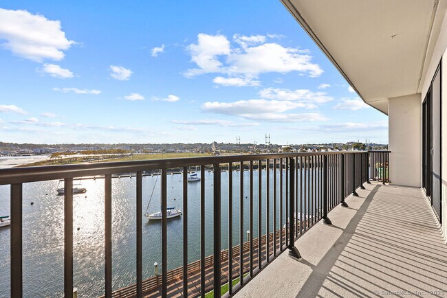 Building Photo - 100 Seaview Ave