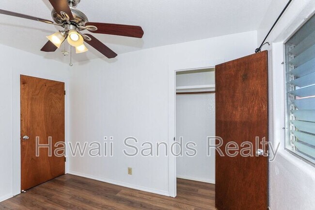 Building Photo - 3331 Hayden St