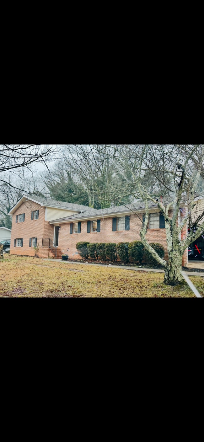 Primary Photo - 3241 Bomar Rd