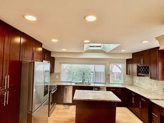 Building Photo - Outstanding Concord/Clayton Border- 5 bed 2.5 bath home with Pool and Hot-Tub and so much more!