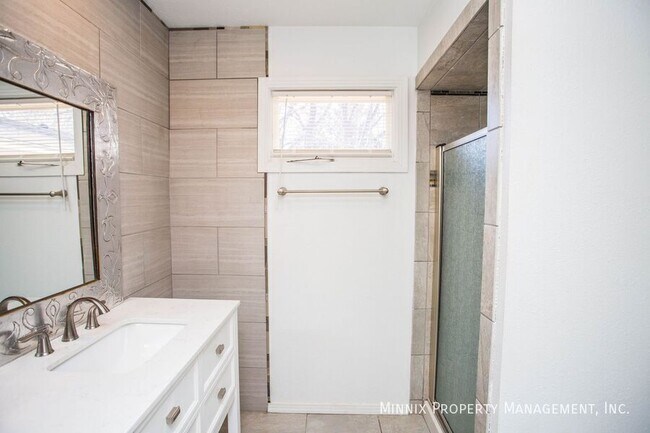 Building Photo - 6309 Nashville Dr