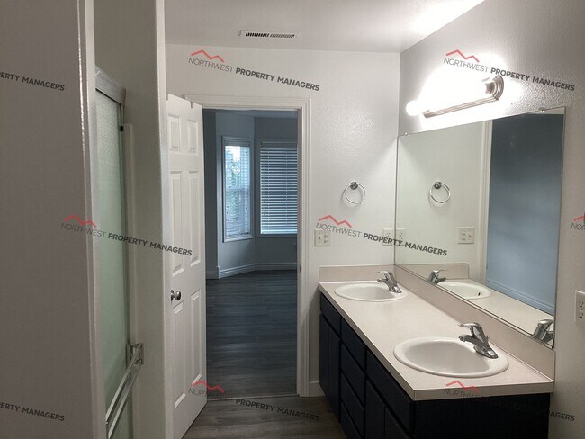 Building Photo - STATUS: AVAILABLE | R256 | $2595