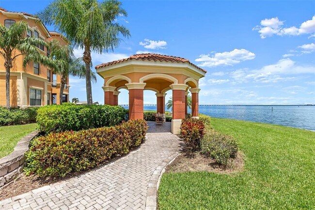 Building Photo - 2746 Via Tivoli