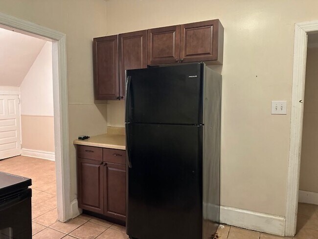 Building Photo - 2134 Susquehanna St