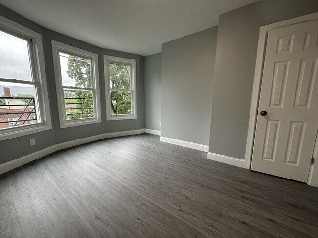 Building Photo - 288 Woodworth Ave