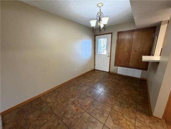 Building Photo - 460 N Garrett St