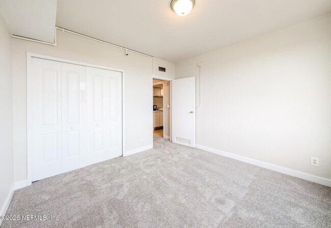 Building Photo - 311 W Ashley St