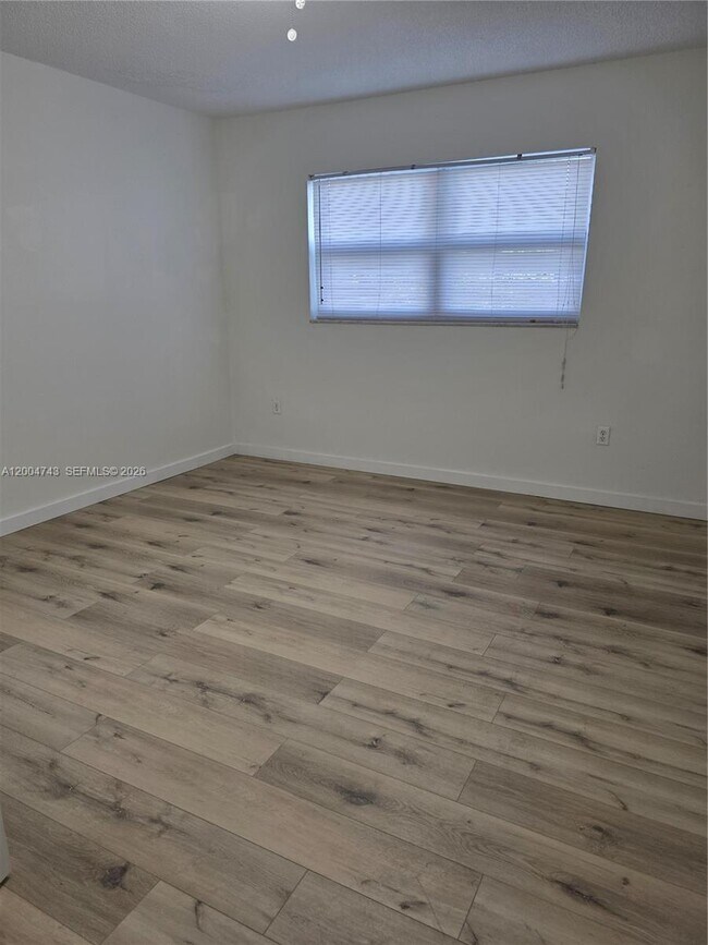 Building Photo - 1111 NW 19th Ave