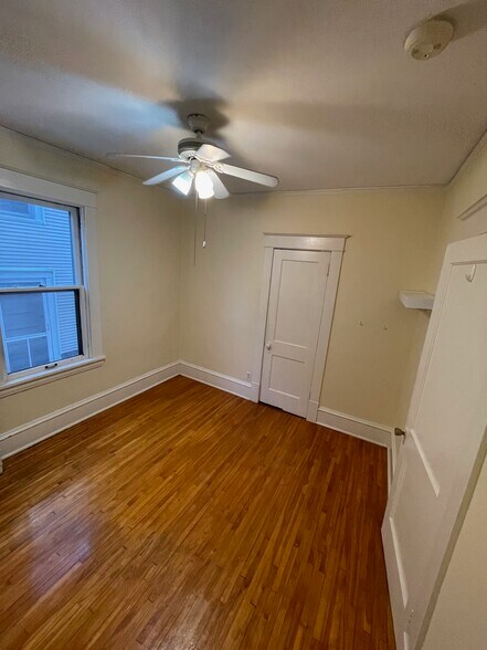 Bedroom 1 - 1217 Grand Ave