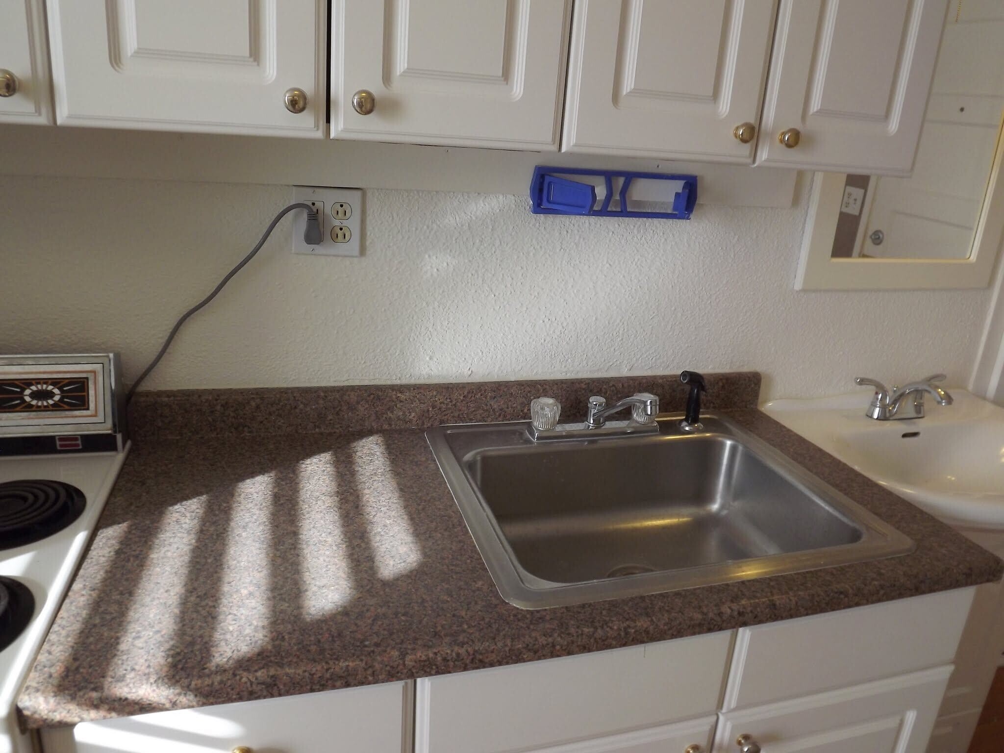 Building Photo - 115 N Park St