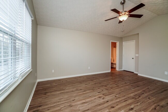 Building Photo - 5763 Coldcreek Dr